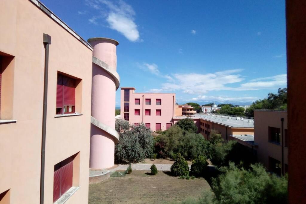 Casa Nel Parco Sulla Spiaggia Pisa Exterior foto