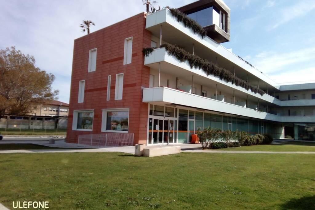 Casa Nel Parco Sulla Spiaggia Pisa Exterior foto